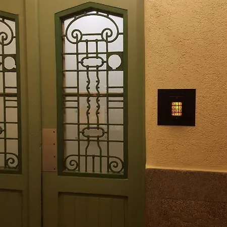 Central Gold Apartment Budapeszt Zewnętrze zdjęcie