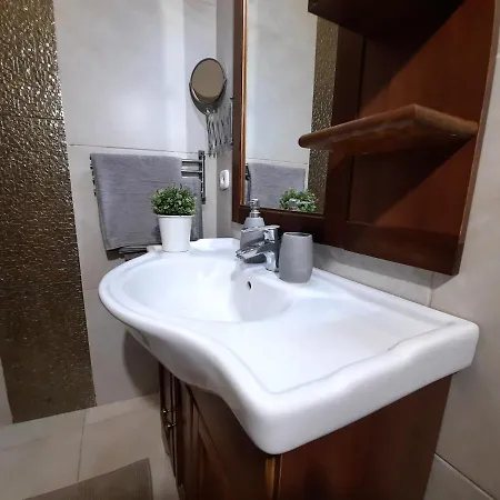 Central Gold Apartment Budapeszt Zewnętrze zdjęcie