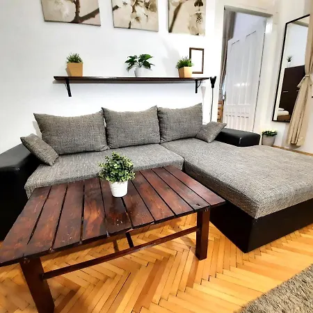 Central Gold Apartment Budapeszt Zewnętrze zdjęcie